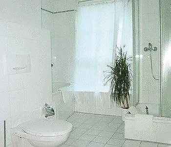 Prinz Myshkin Parkhotel München 3*,